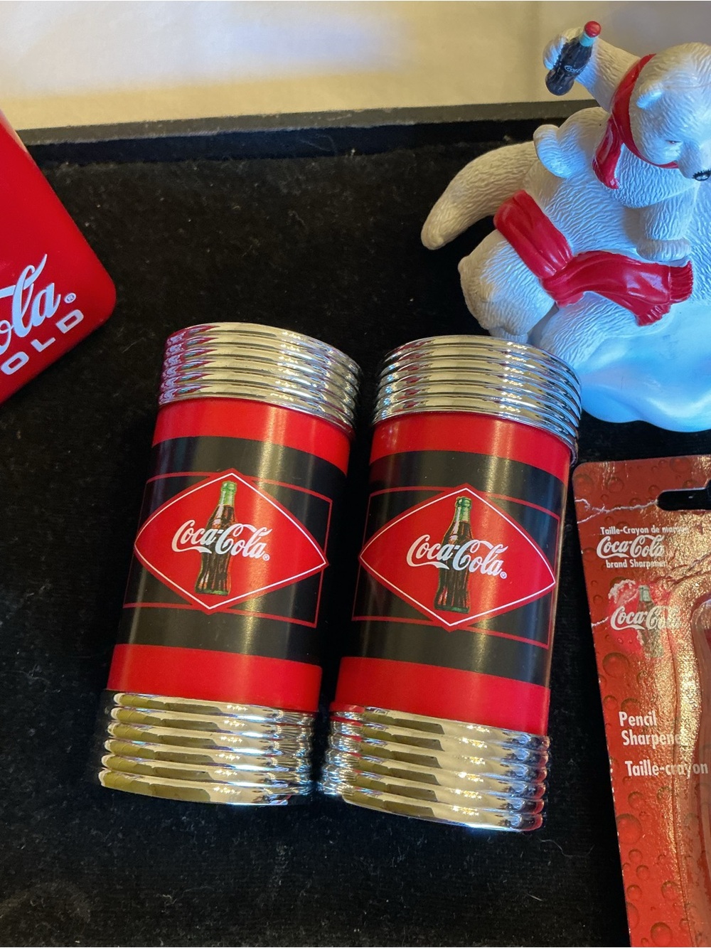Coca Cola Red Retro Kitchen Tin Clock and Salt/Pepper Shakers Set - Picture 3 of 7